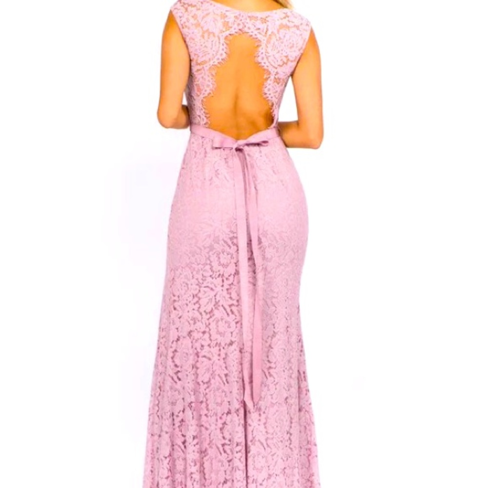 2x formal in blush very fitting, and pro active. I highly recommend